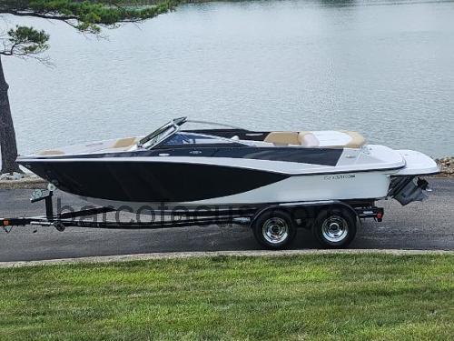 Glastron GT 205 Bowrider ficha-técnica e avaliações